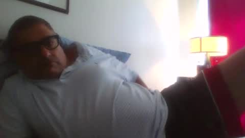 josehosebb online show from September 26, 4:26 pm