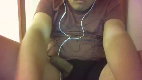 Snapshot of joselino249595_ chatting on September 27, 8:45 am TwinkJoselinoHot online show from September 27, 8:45 am