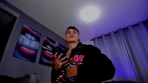 JOSEPH  online show from February 1, 11:31 am