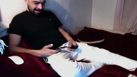 josephs1990 online show from January 15, 5:05 pm