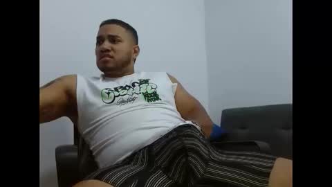 joshuadanielss online show from April 13, 7:25 pm