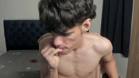 josy online show from May 19, 1:21 am