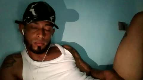 jpineda97 online show from January 16, 4:26 am