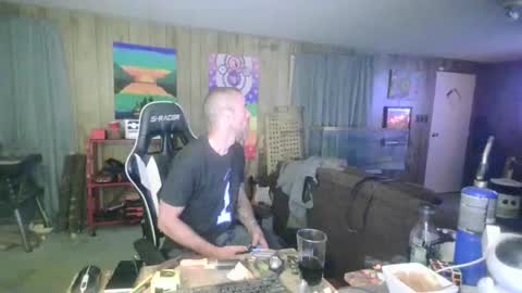 jrizzle1111 online show from November 6, 9:23 am