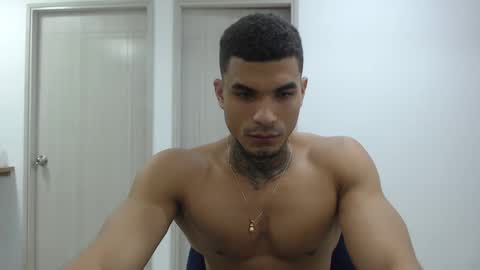 Snapshot of juan_gomez_1 chatting on January 14, 9:41 pm juan_gomez_1 online show from January 14, 9:41 pm