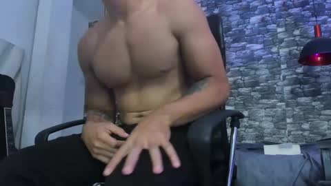 juan_jsmith online show from March 11, 10:18 am