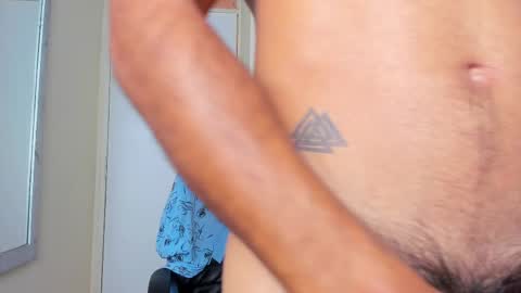 Juan Esteban online show from March 11, 2:07 pm