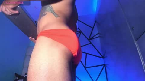 independent model online show from June 6, 5:41 pm