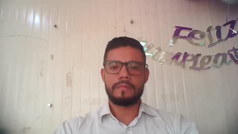 juanfe_style online show from December 4, 3:52 pm