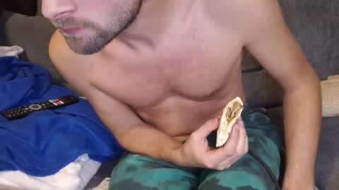 Julia  Adam online show from November 7, 6:00 pm