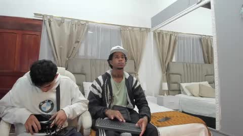 julian billy online show from December 6, 11:22 am