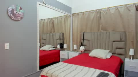 julian billy online show from February 3, 11:42 am