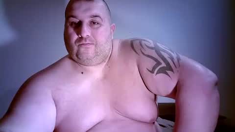 Juliano online show from February 6, 1:02 am