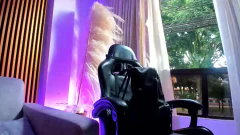 Julien online show from February 26, 11:55 am