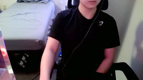 jung63455 online show from March 31, 1:51 am