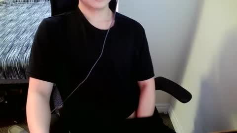 jung63455 online show from April 18, 5:09 am