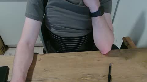 junk2711 online show from March 7, 11:51 am