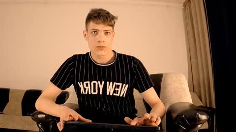 just_alexx12 online show from February 13, 7:21 pm