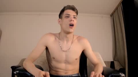 just_alexx12 online show from February 19, 7:59 pm