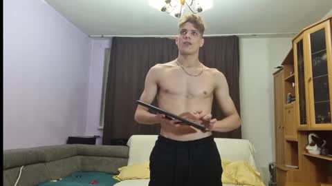 just_alexx12 online show from December 17, 8:32 pm