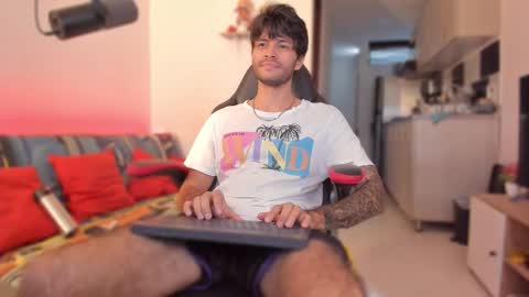 Diego online show from November 25, 8:55 pm