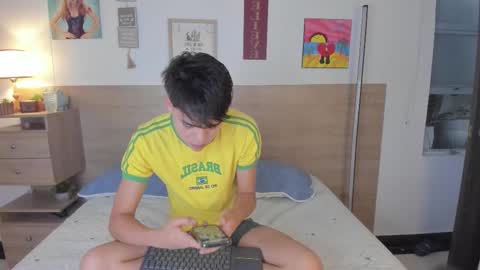 Justin online show from October 6, 12:21 pm