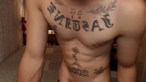 justine_hunk online show from June 5, 6:52 am