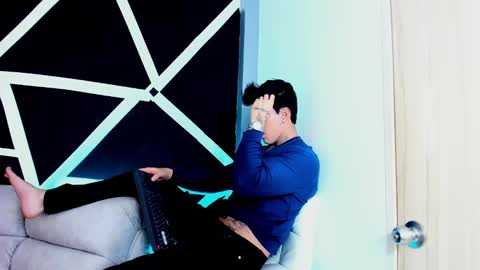 justinfuller_31 online show from September 19, 12:46 am