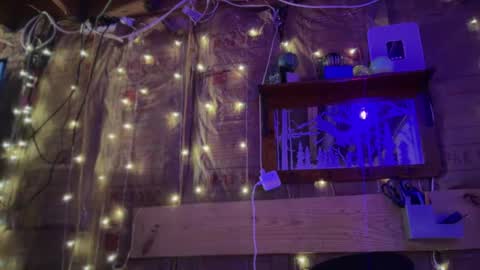 Snapshot of justinmoore1987 chatting on January 27, 8:18 am justinmoore1987 online show from January 27, 8:18 am