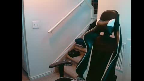 justintym69 online show from March 21, 7:40 pm