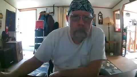 justlustagain online show from April 23, 2:08 pm