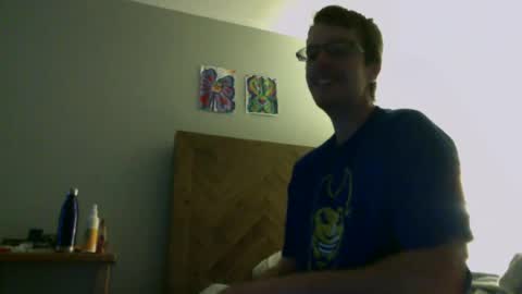 J and Sugar snap pea online show from July 23, 7:49 am