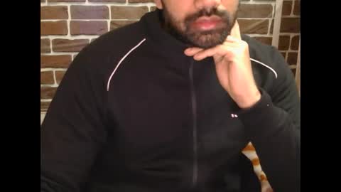 Snapshot of kaku69696 chatting on January 3, 5:28 am Vicky online show from January 3, 5:28 am