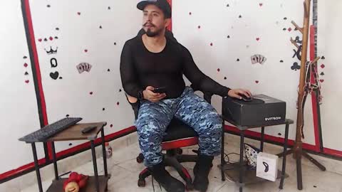 Snapshot of kalethbigdick88 chatting on October 8, 9:24 am Kaleth online show from October 8, 9:24 am