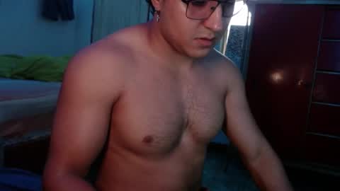 Snapshot of kamenov00 chatting on September 11, 5:34 pm kamenov00 online show from September 11, 5:34 pm