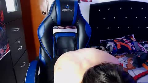 andres online show from March 7, 11:05 pm