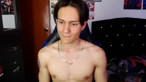 andres online show from March 10, 8:23 pm