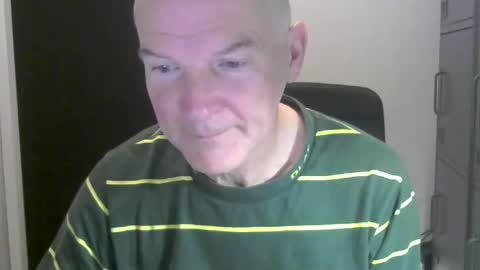 Robbie online show from April 1, 4:14 am