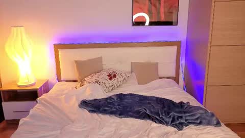 kate_sparkl online show from July 11, 8:11 pm