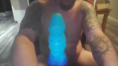 kchristi325 online show from December 18, 11:19 pm