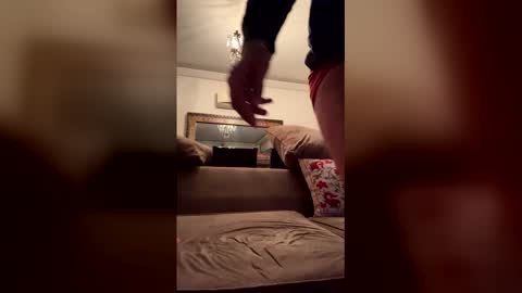 keexxx690900 online show from May 5, 8:42 pm