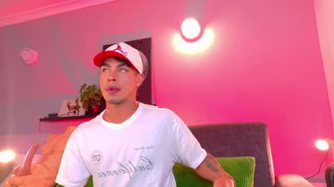   online show from April 10, 9:38 am