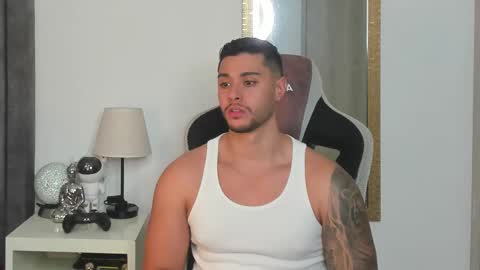 Snapshot of ken_mailik chatting on October 9, 11:09 pm ken_mailik online show from October 9, 11:09 pm