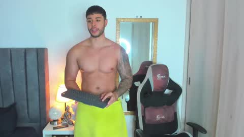 Snapshot of ken_mailik chatting on March 1, 11:47 pm ken_mailik online show from March 1, 11:47 pm