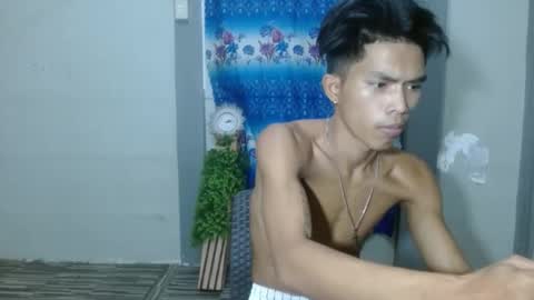 ken_minjun online show from February 3, 11:48 am