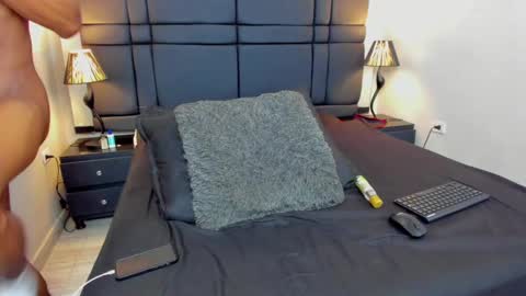 Ken Smith online show from January 10, 3:18 am