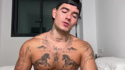 luis carlos esteban online show from September 24, 8:07 pm