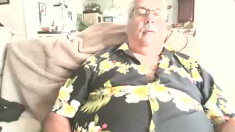 KennyLovesYou online show from June 14, 5:59 pm