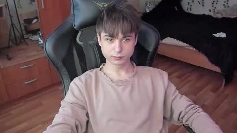 Looking for a moderator I PVT IS OPEN online show from November 24, 11:22 am