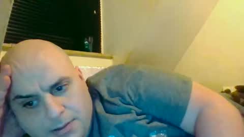 kermit2204 online show from February 15, 2:47 am